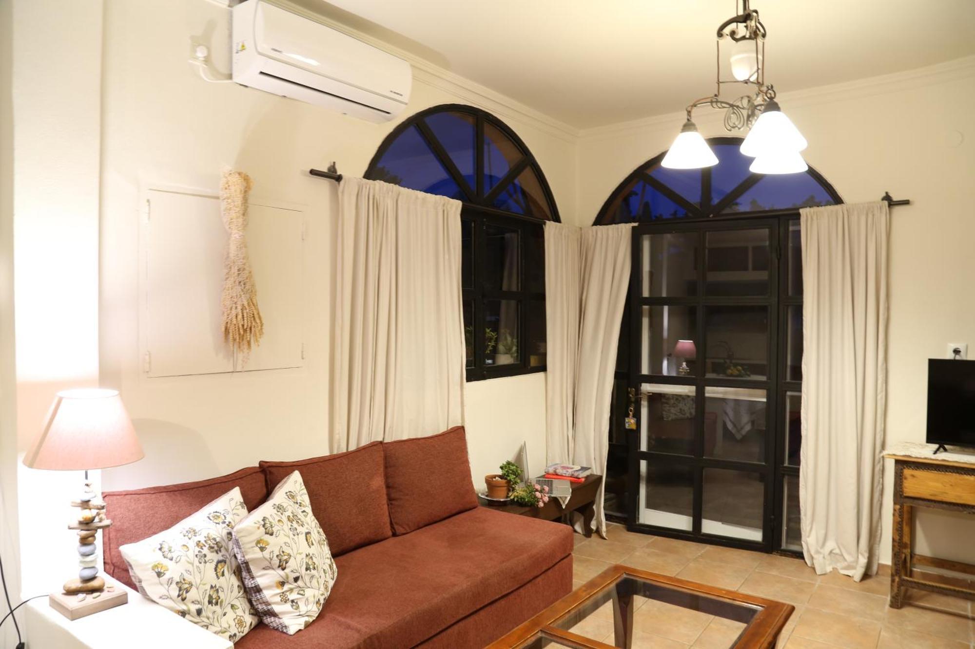 Zacharoulas Katikies Amarynthos Bagian luar foto